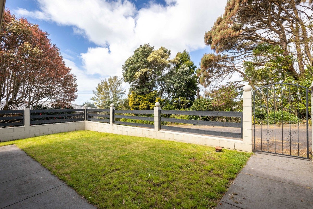 180C Omata Road, Blagdon, New Plymouth - Carousel 24