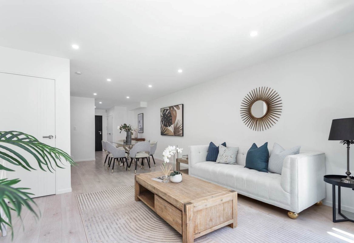 4D Hyde Street, Manurewa East, Auckland - Carousel 1