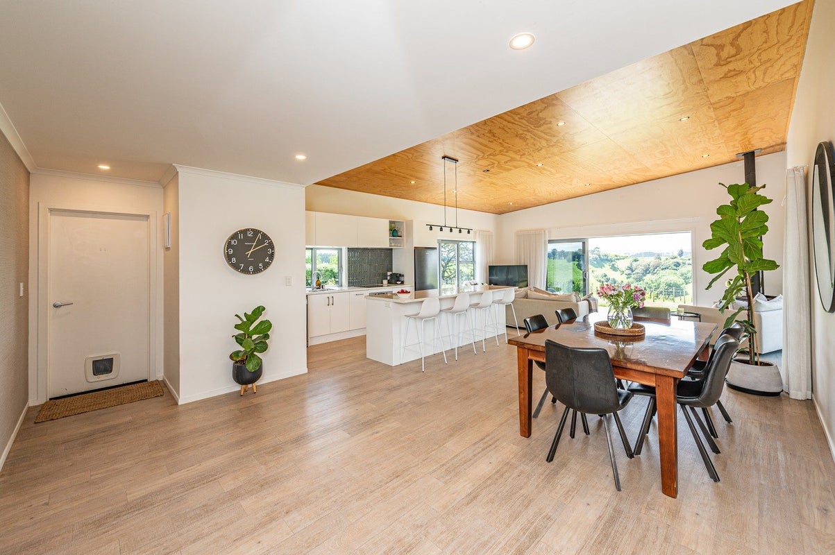 94 Mission Road, Westmere, Whanganui - Carousel 2