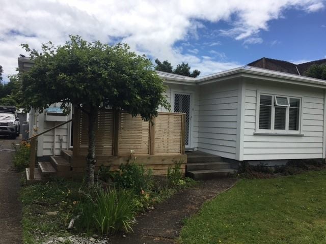 7 Weka Road, Raumati Beach, Paraparaumu - Carousel 1