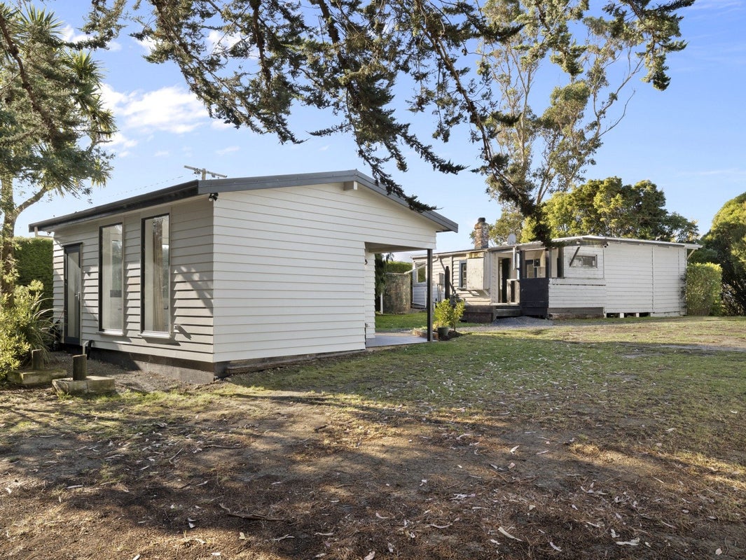 3 Peace Street, Taieri Mouth, Clutha, Otago - Carousel 2