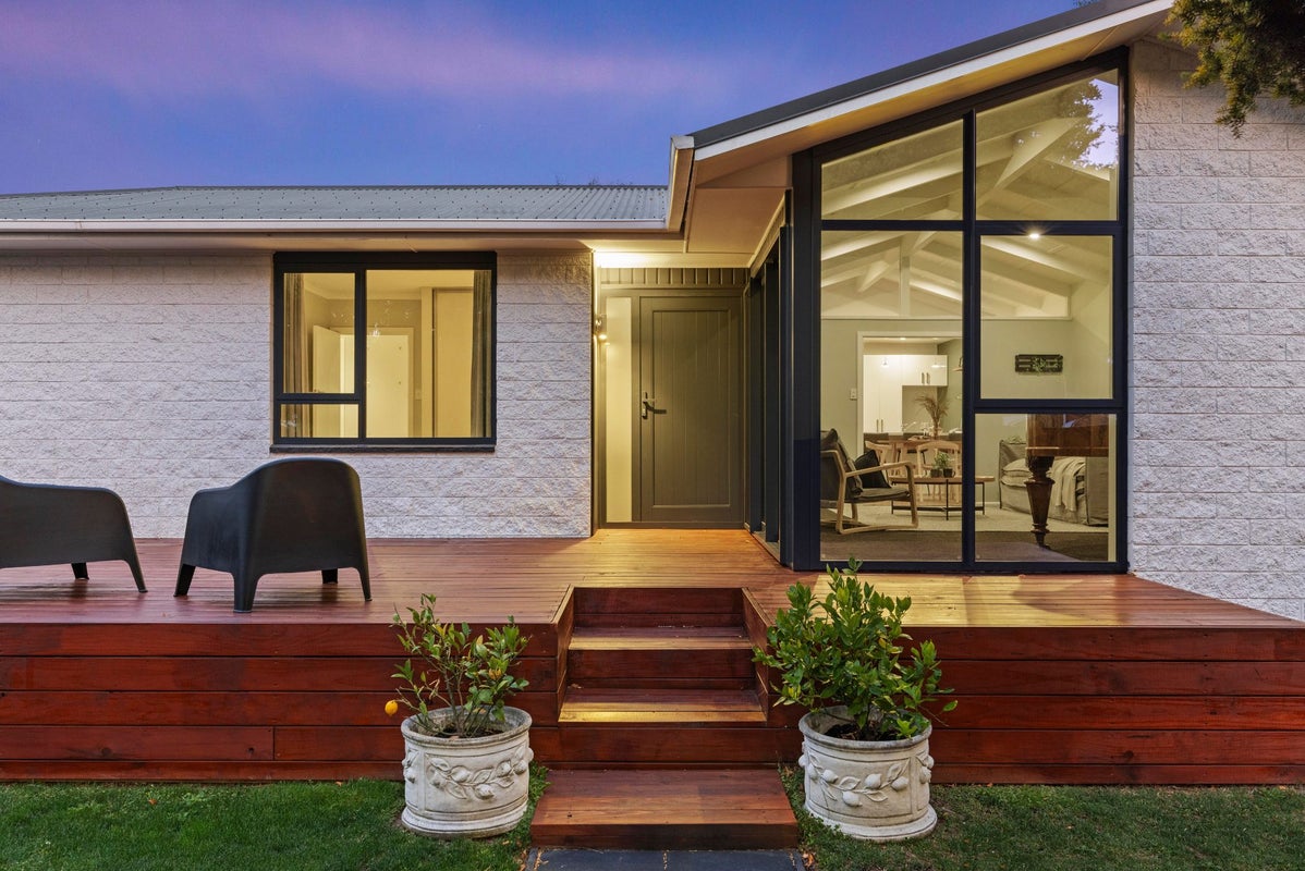 17 Royleen Street, Casebrook, Christchurch - Carousel 1