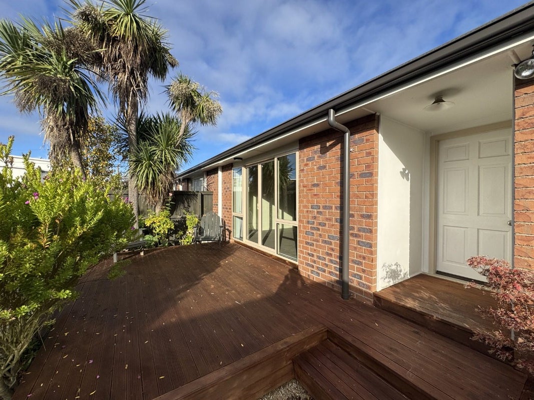 2/35 Packe Street, Edgeware, Christchurch - Carousel 2