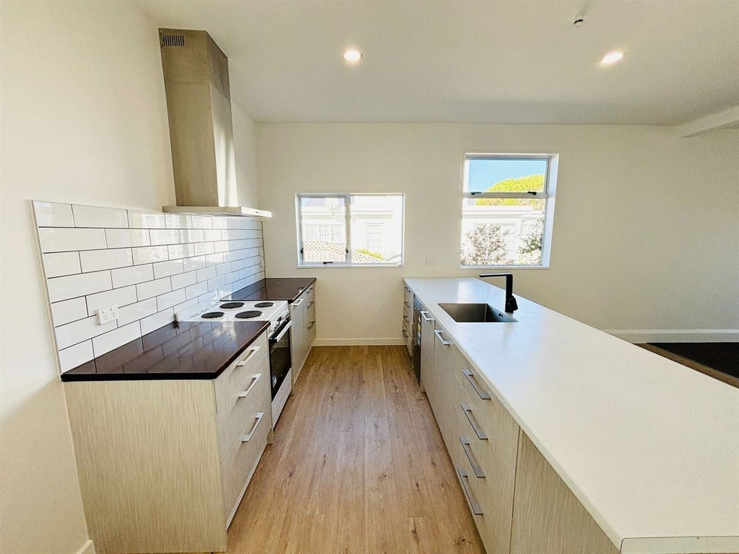 1/151 Estuary Road, South New Brighton, Christchurch - Carousel 2