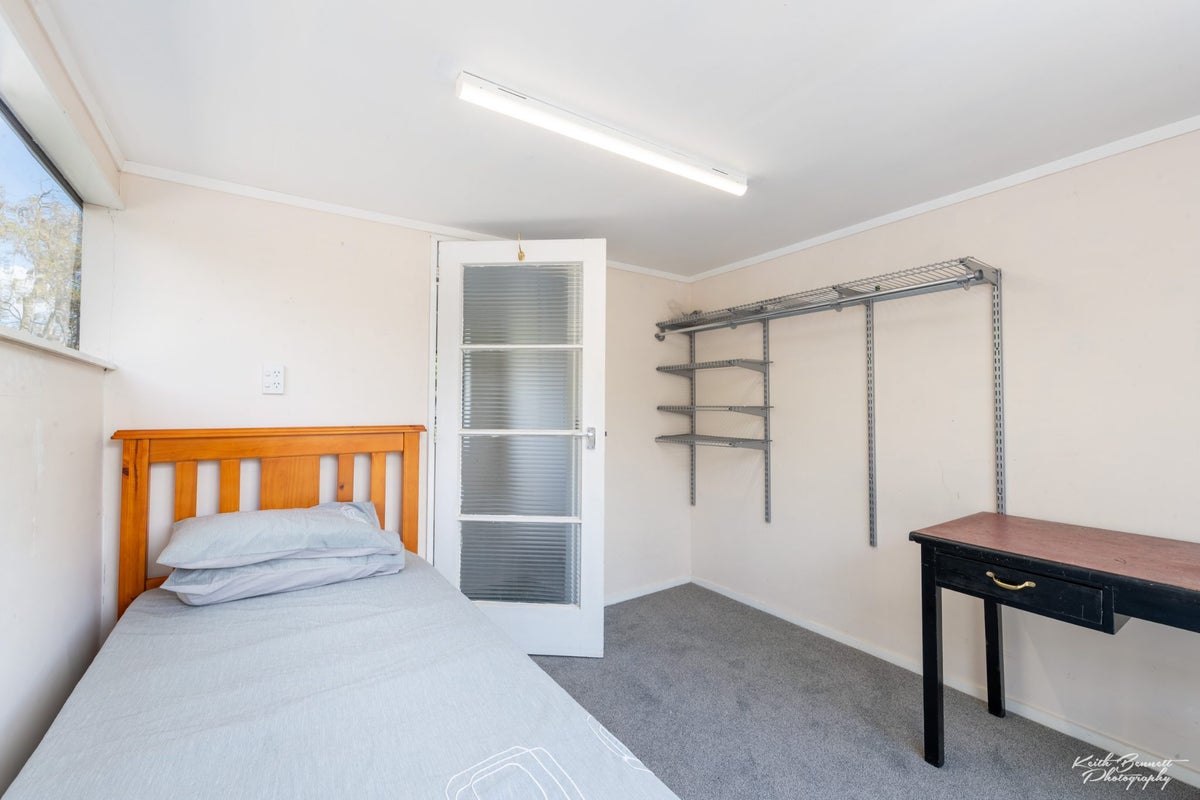 14A MANGAROA HILL RD, Maoribank, Upper Hutt - Carousel 17