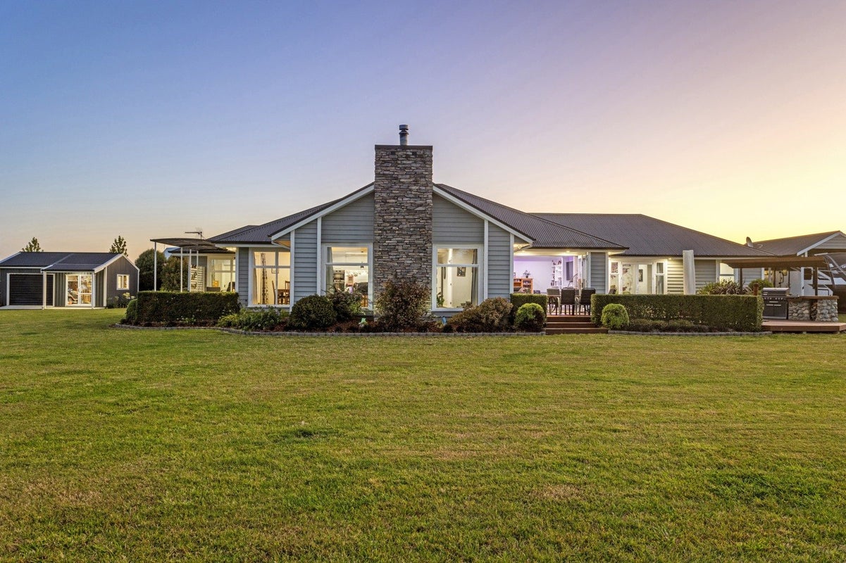 38 Hampton Drive, Swannanoa, Kaiapoi - Carousel 1