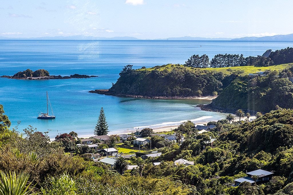 11 Cory Road, Palm Beach, Waiheke Island - Carousel 1