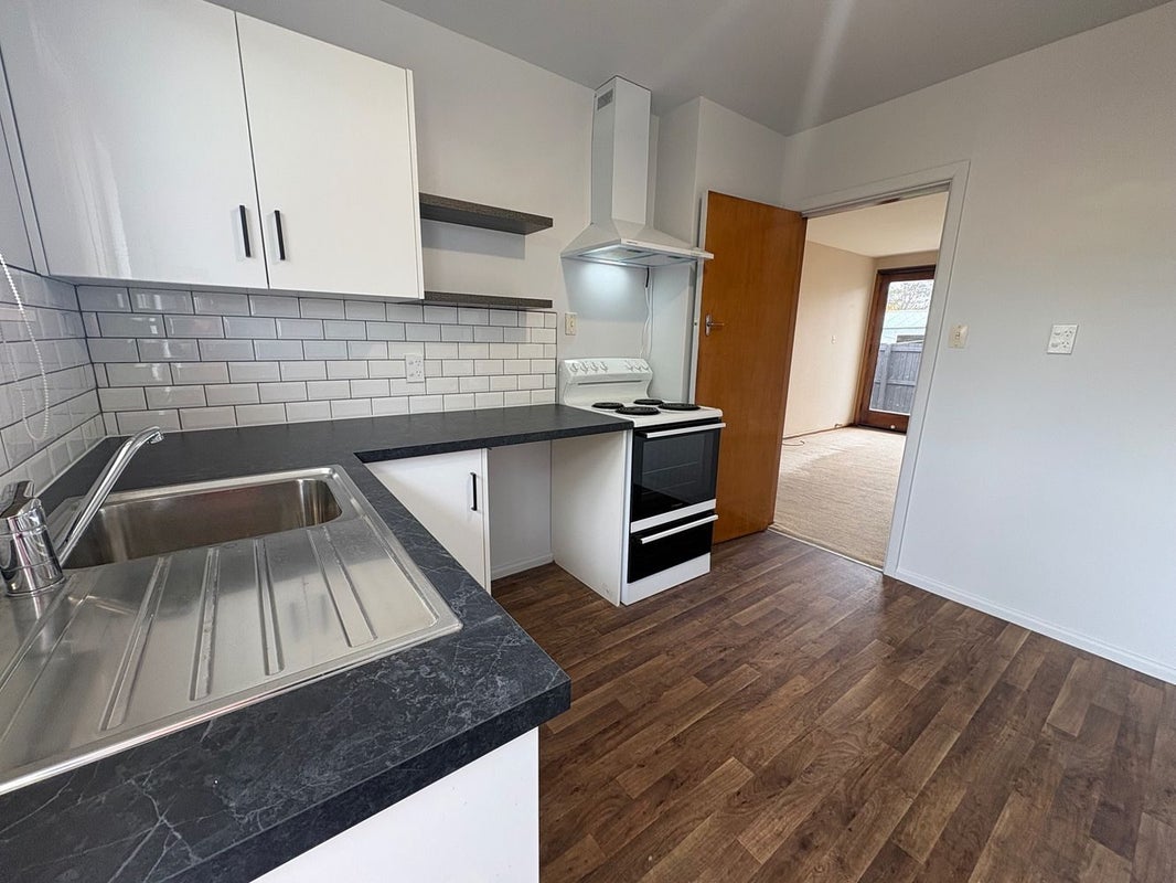 4/38 North Avon Road, Richmond, Christchurch - Carousel 2
