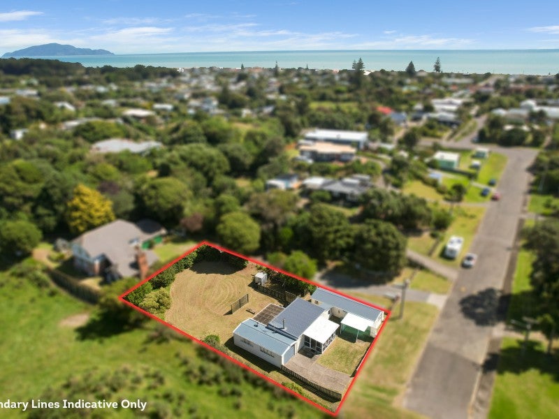 11 Rata Street, Otaki Beach, Otaki - Carousel 2