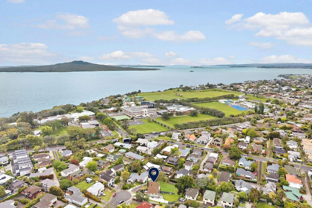 5 Fifeshire Street, Belmont, Auckland - Carousel 7