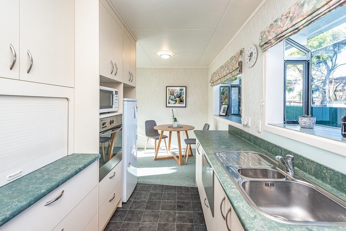 44B Caffray Avenue, Aramoho, Whanganui - Carousel 2