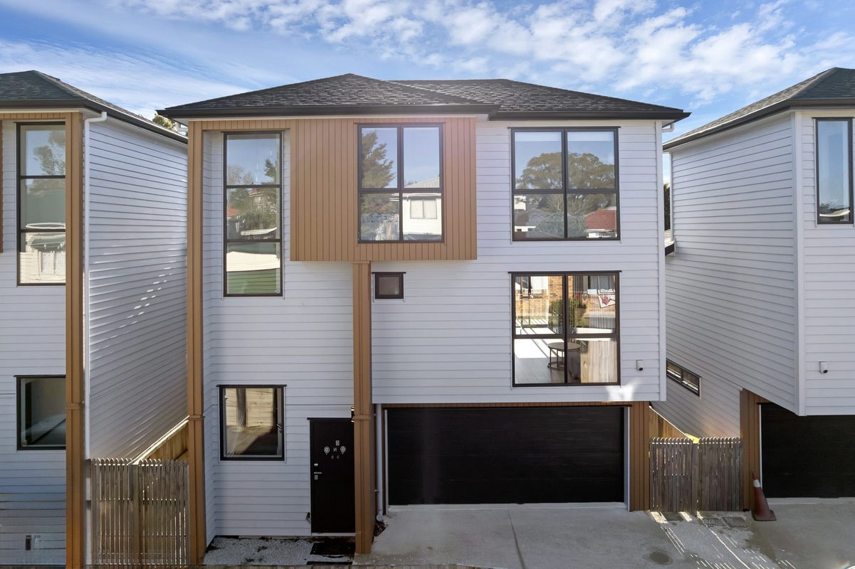 29D Rata Street, New Lynn, Auckland - Carousel 1