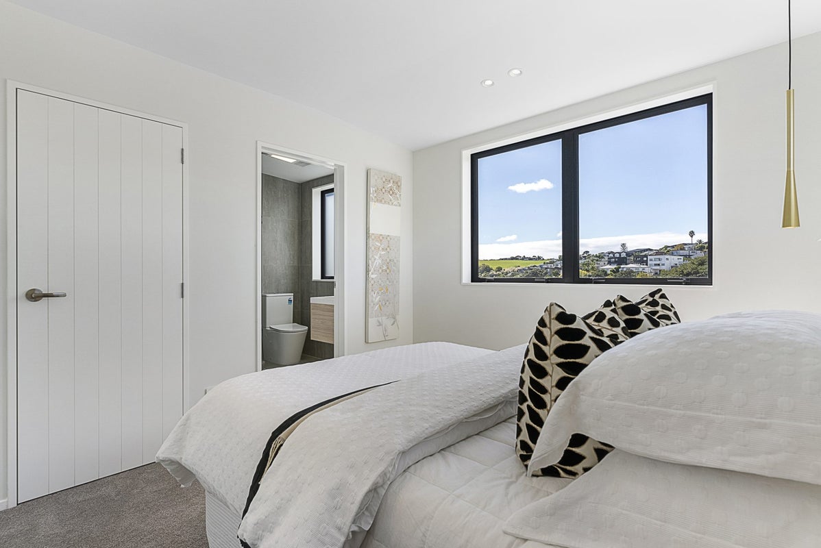52E Tautari Street, Orakei, Auckland - Carousel 11