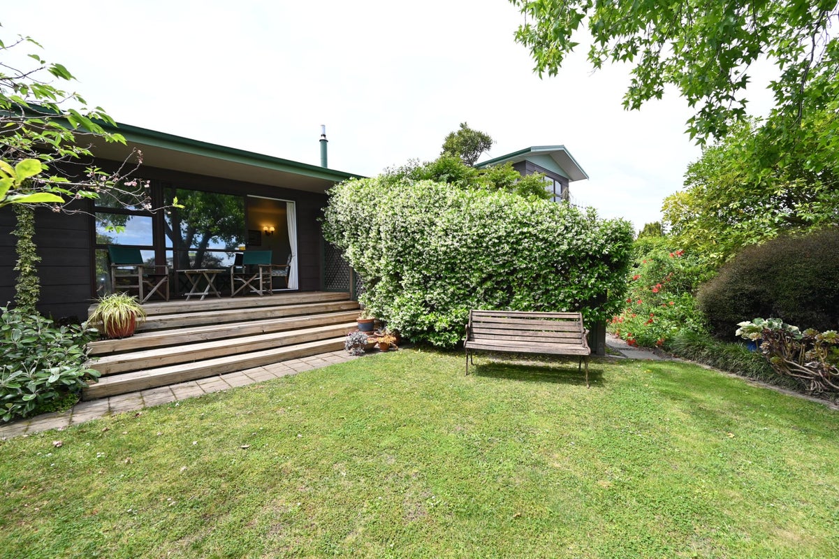 17 Sutherland Street, Tamatea, Napier - Carousel 2