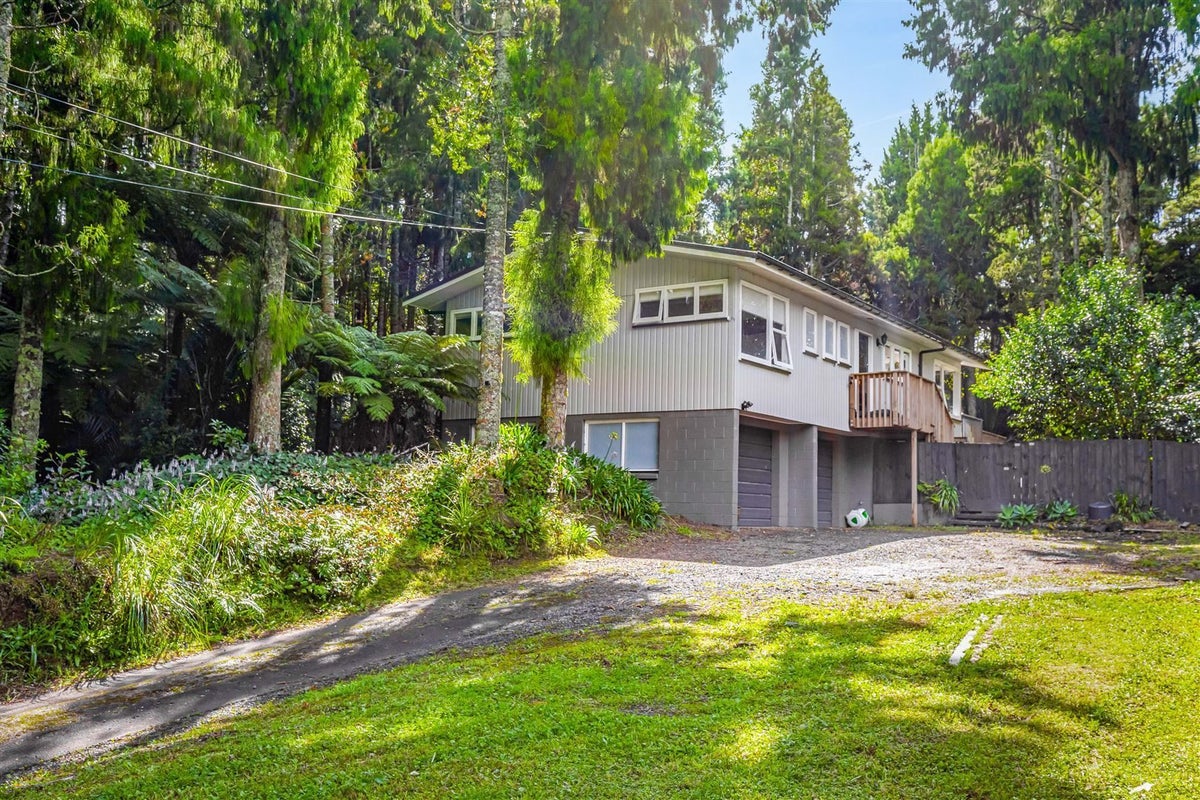 307 Huia Road, Titirangi, Auckland - Carousel 2
