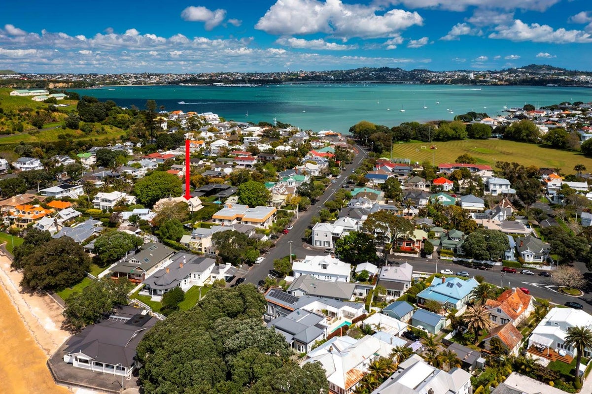 36B Cheltenham Rd, Devonport, North Shore City - Carousel 2