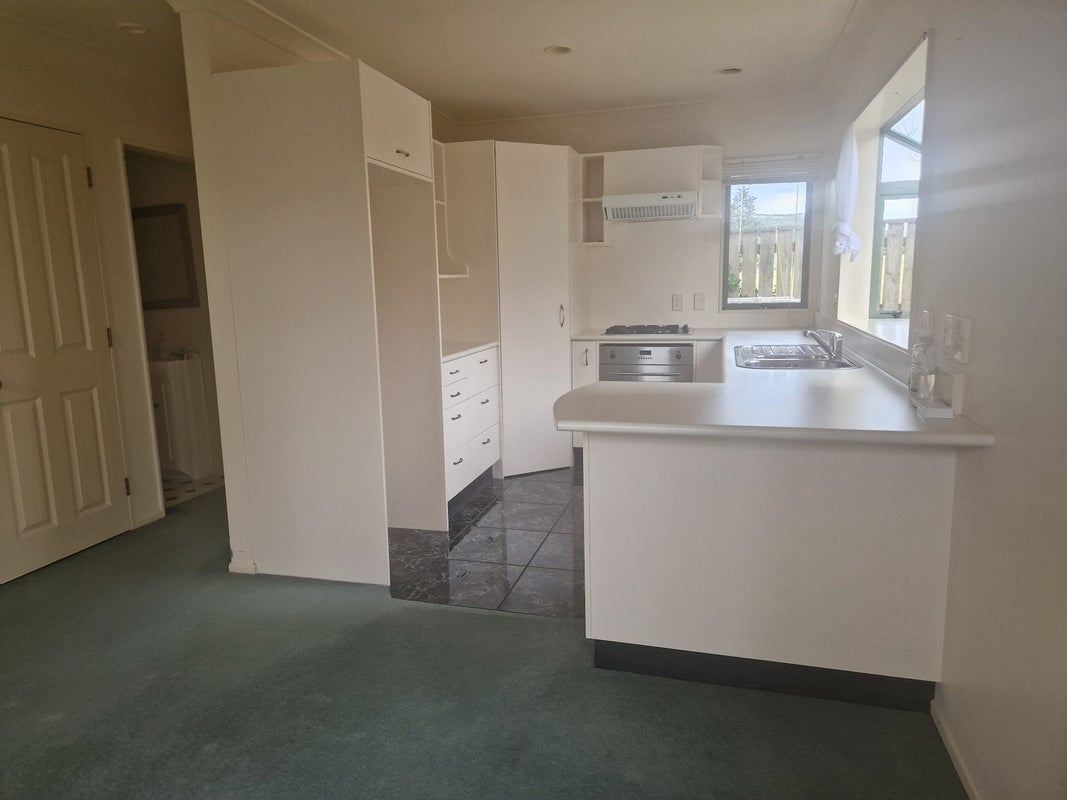 416A Broadway, Miramar, Wellington - Carousel 1