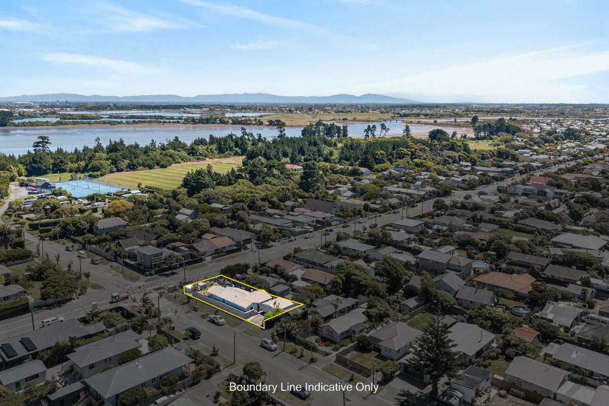 319 Estuary Road, South New Brighton, Christchurch - Carousel 31