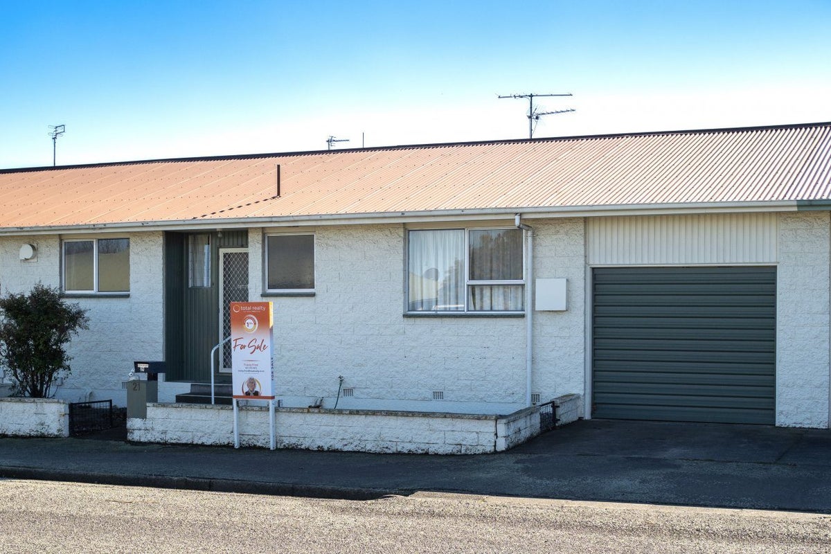 21 Hugh Street, Hampstead, Ashburton - Carousel 1