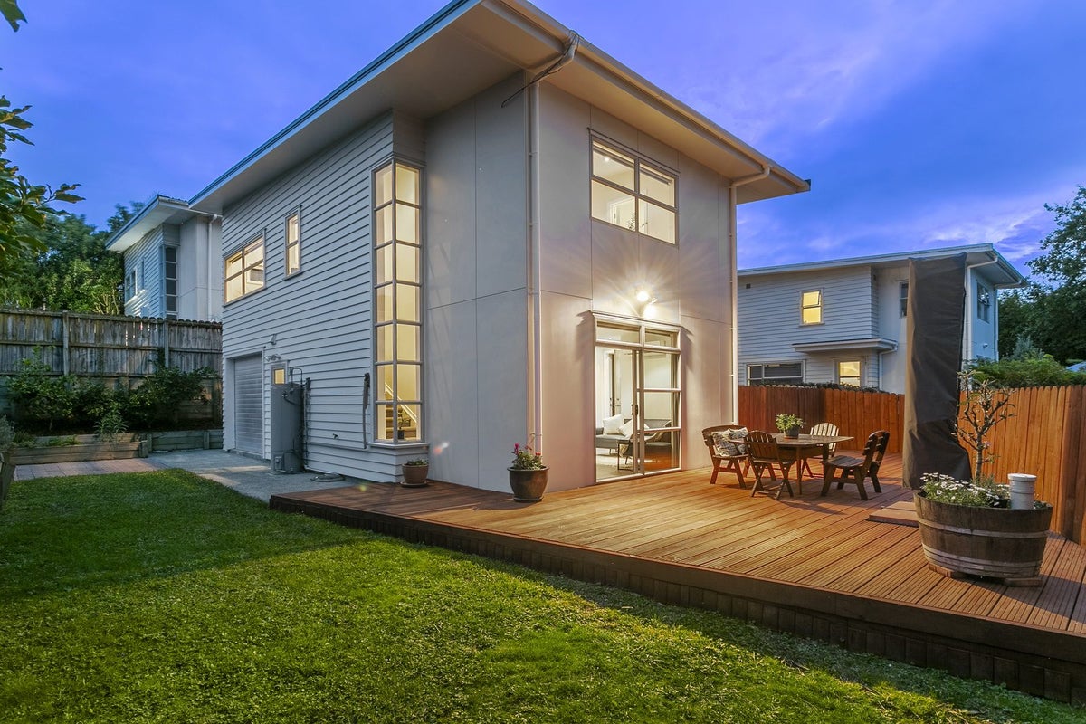 50D Eastdale Road, Avondale, Auckland - Carousel 1