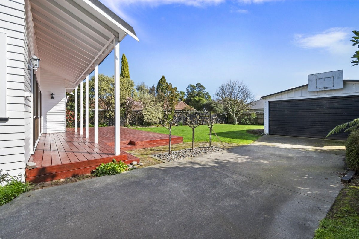 41 Manapouri Crescent, Hokowhitu, Palmerston North - Carousel 17