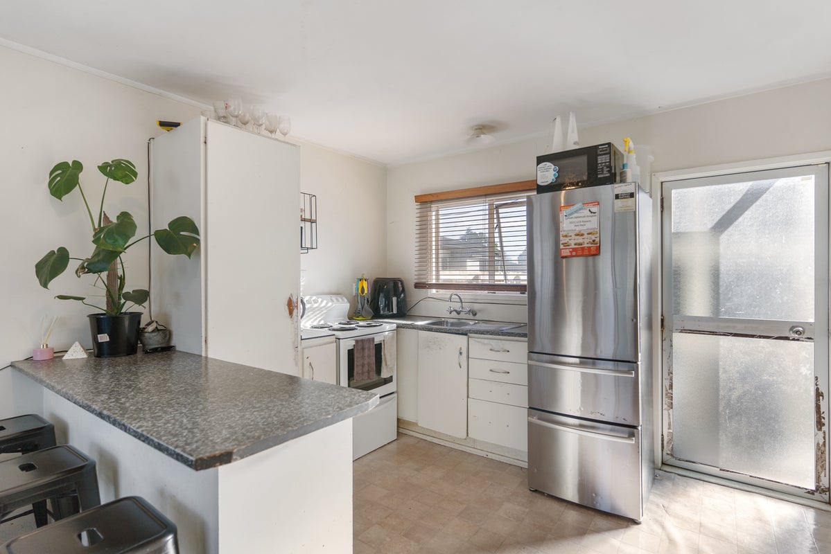 39 Rollerson Street, Papakura, Papakura - Carousel 2