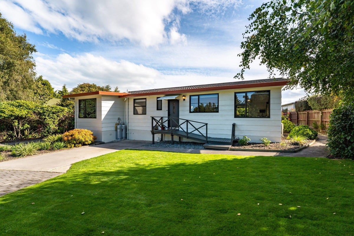 104A Reservoir Road, Oamaru North, Oamaru - Carousel 35