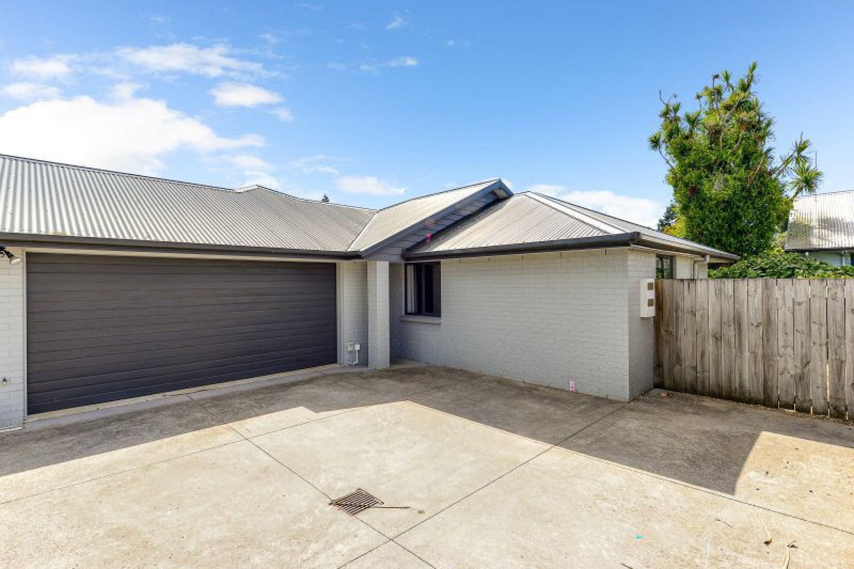 33A Boundary Road, Claudelands, Hamilton - Carousel 1