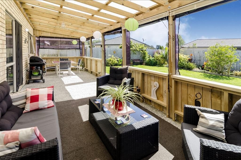 1 Aitkenhead Court, Parakai, Helensville - Carousel 2