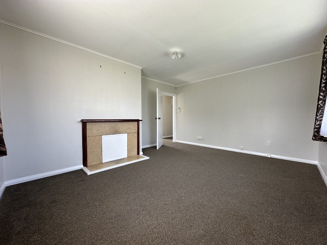 18 Haughey Avenue, Three Kings, Auckland - Carousel 1