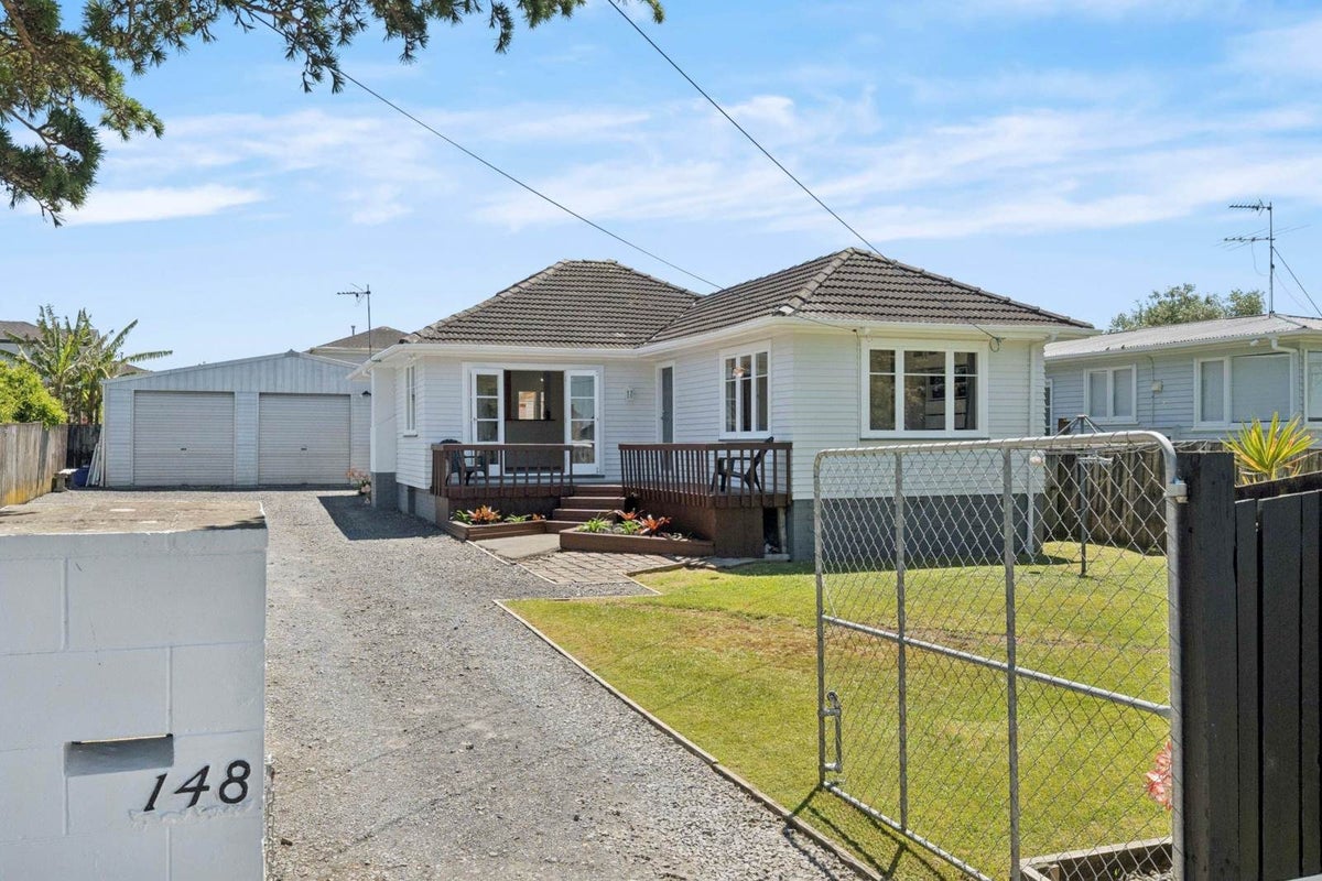148 Hepburn Road, Glendene, Waitakere City, Auckland - Carousel 2