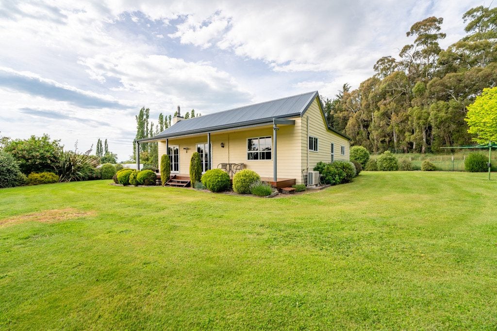 693 Pleasant Point Highway, Levels - Carousel 2