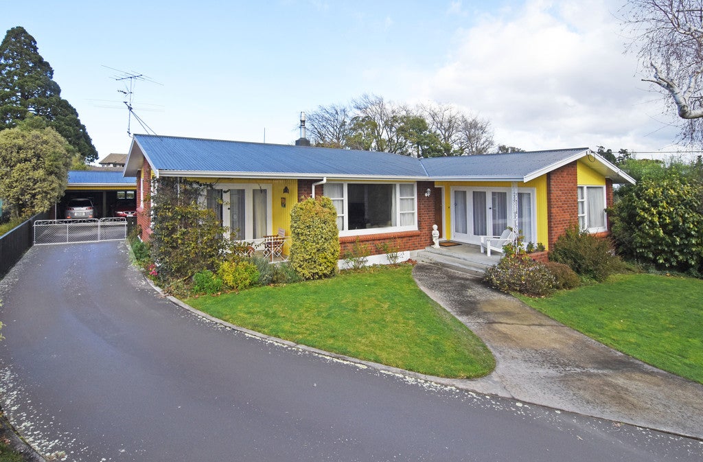 27 Miro Street, Lansdowne, Masterton - Carousel 19
