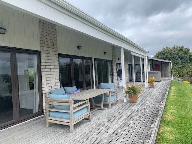 652A Welcome Bay Road, Waitao, Tauranga - Carousel 1