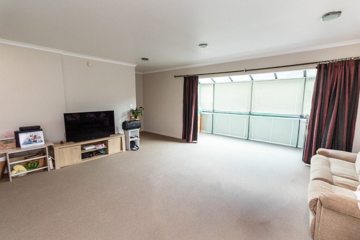 66 Ohariu Road, Johnsonville, Wellington - Carousel 2