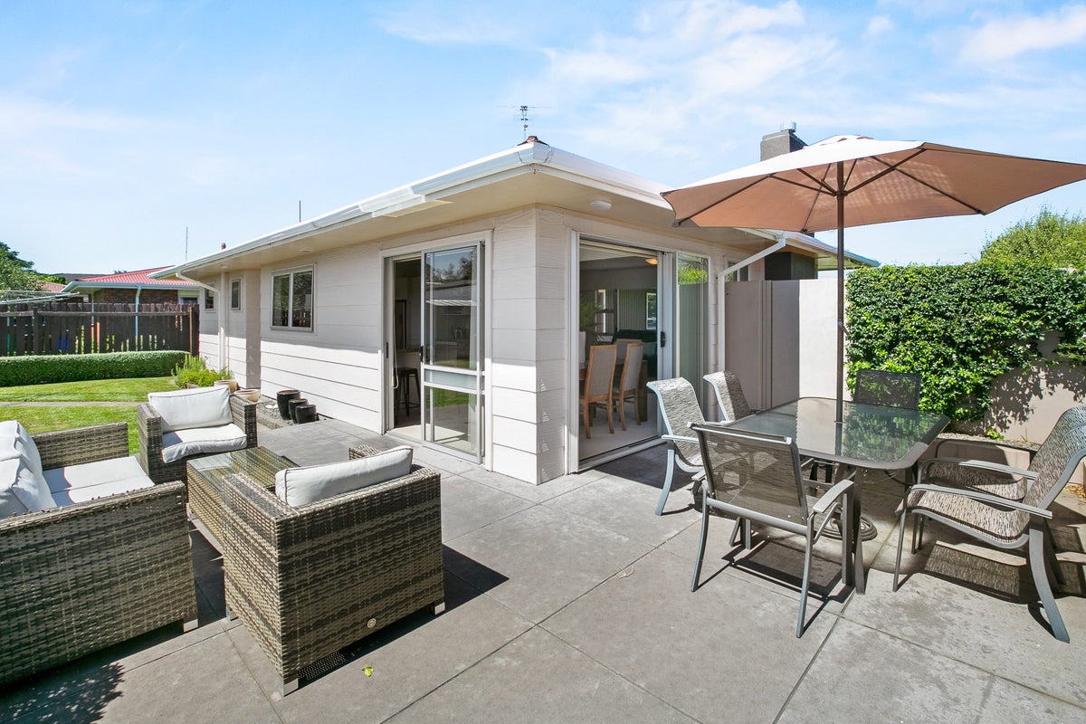 68 Manu Crescent, Upper Vogeltown, New Plymouth - Carousel 2