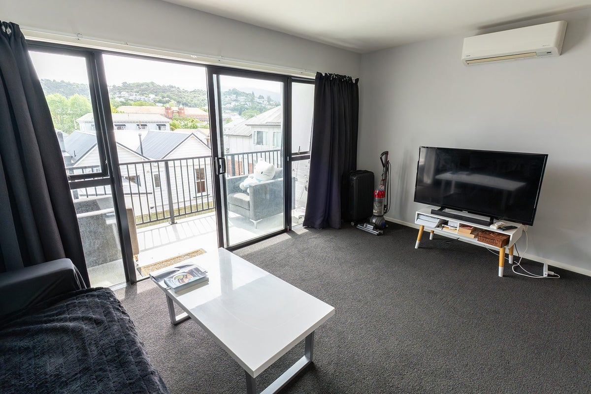 5/377 Leith Street, North Dunedin, Dunedin - Carousel 2
