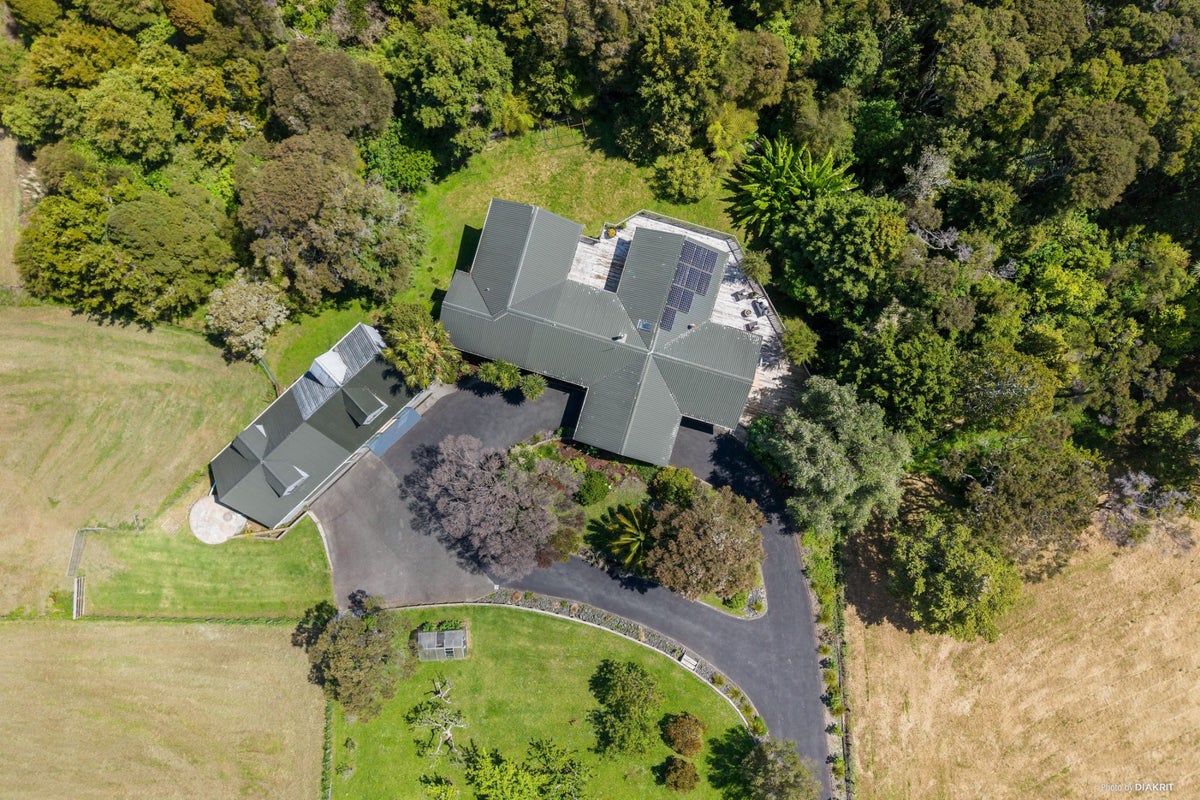 42 Mahurangi East Road, Snells Beach, Warkworth - Carousel 1