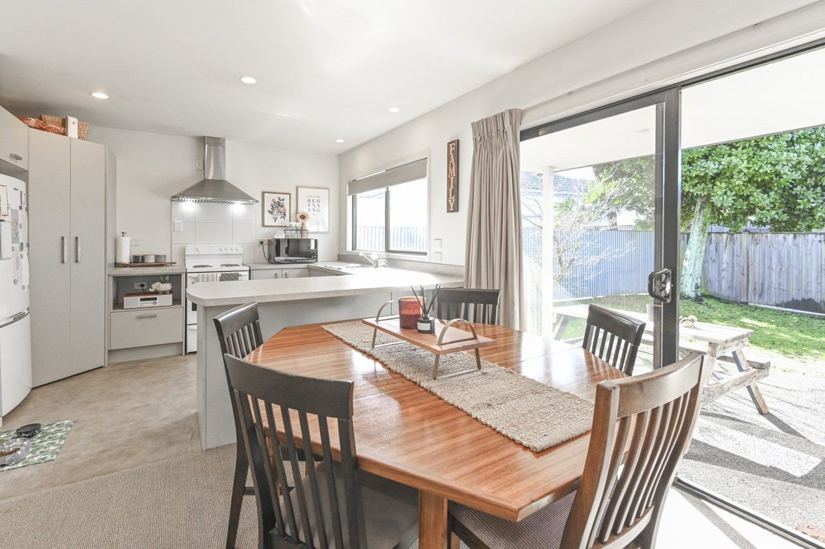 606 Henry Street, Raureka, Hastings - Carousel 1