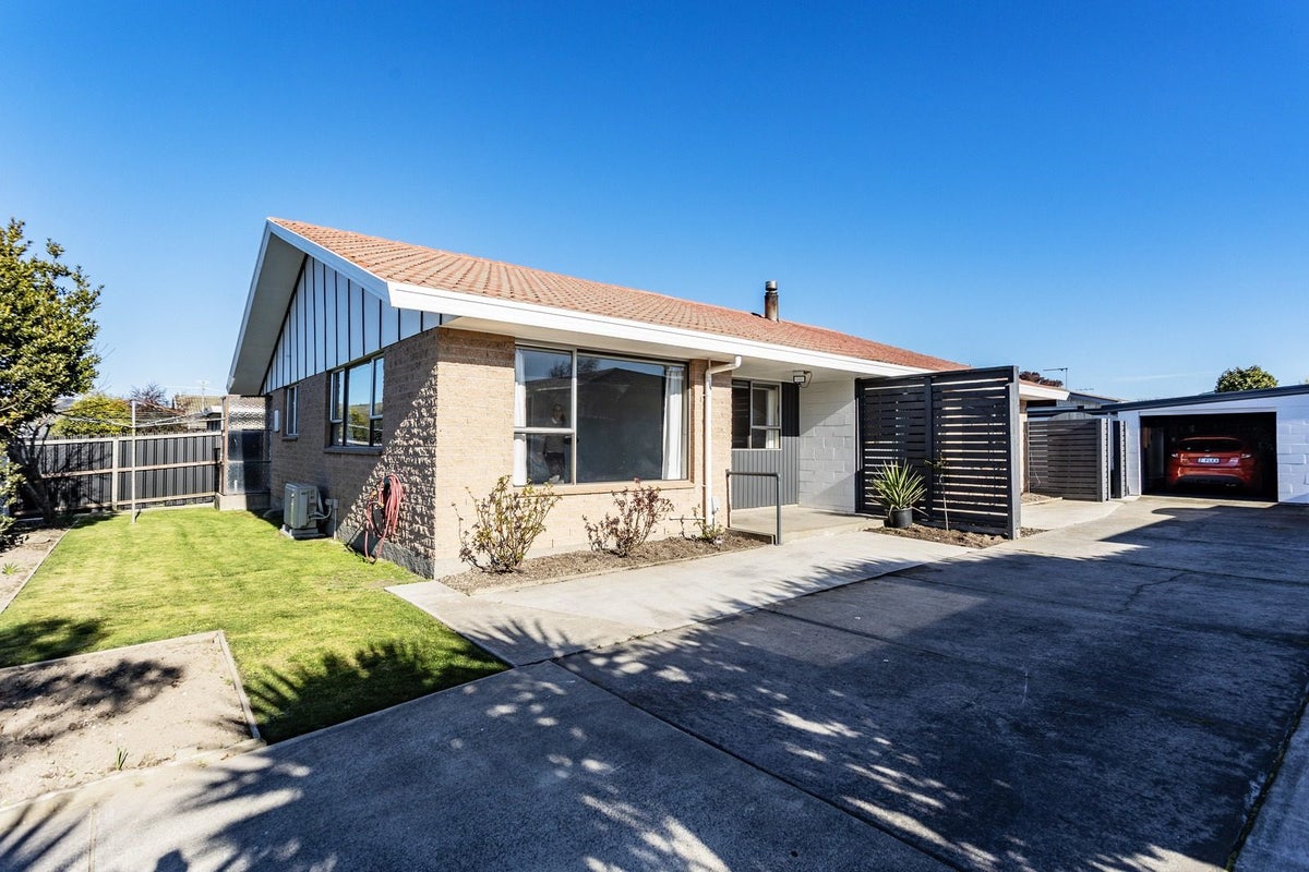 1/4 Wanstead Place, Woolston, Christchurch - Carousel 9