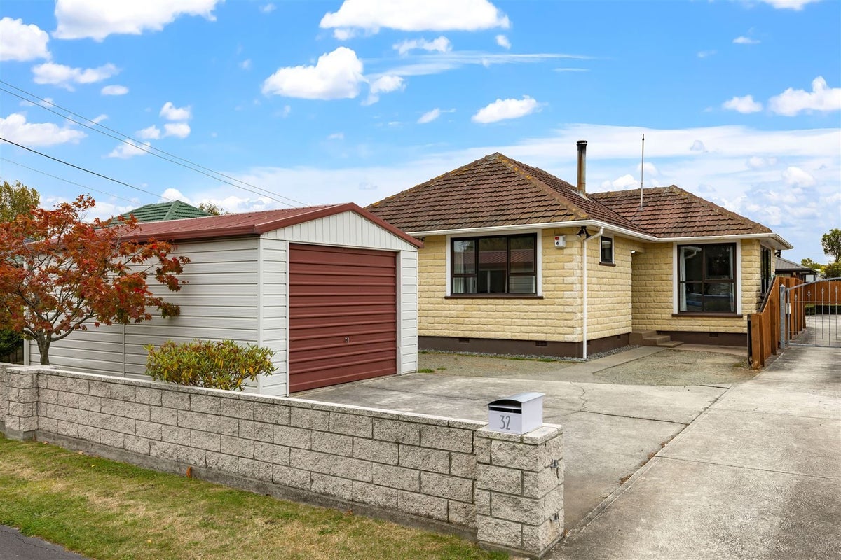 2/32A Samuel Street, Hoon Hay, Christchurch - Carousel 1