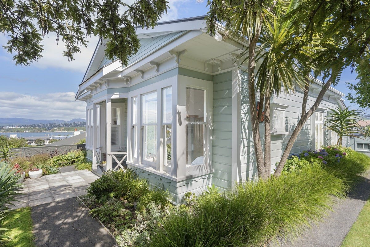25 Henry Street, Kilbirnie, Wellington - Carousel 1