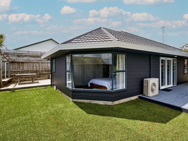 23B Kentwood Drive, Woodridge, Wellington - Carousel 1