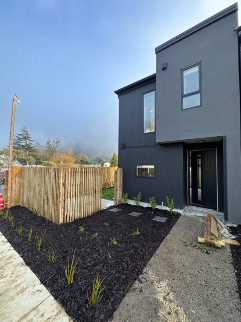 4/28 Raukawa Street, Stokes Valley, Lower Hutt - Carousel 1