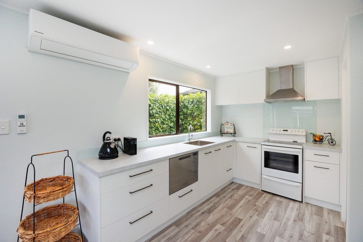 31B Limbrick Street, Terrace End, Palmerston North - Carousel 2