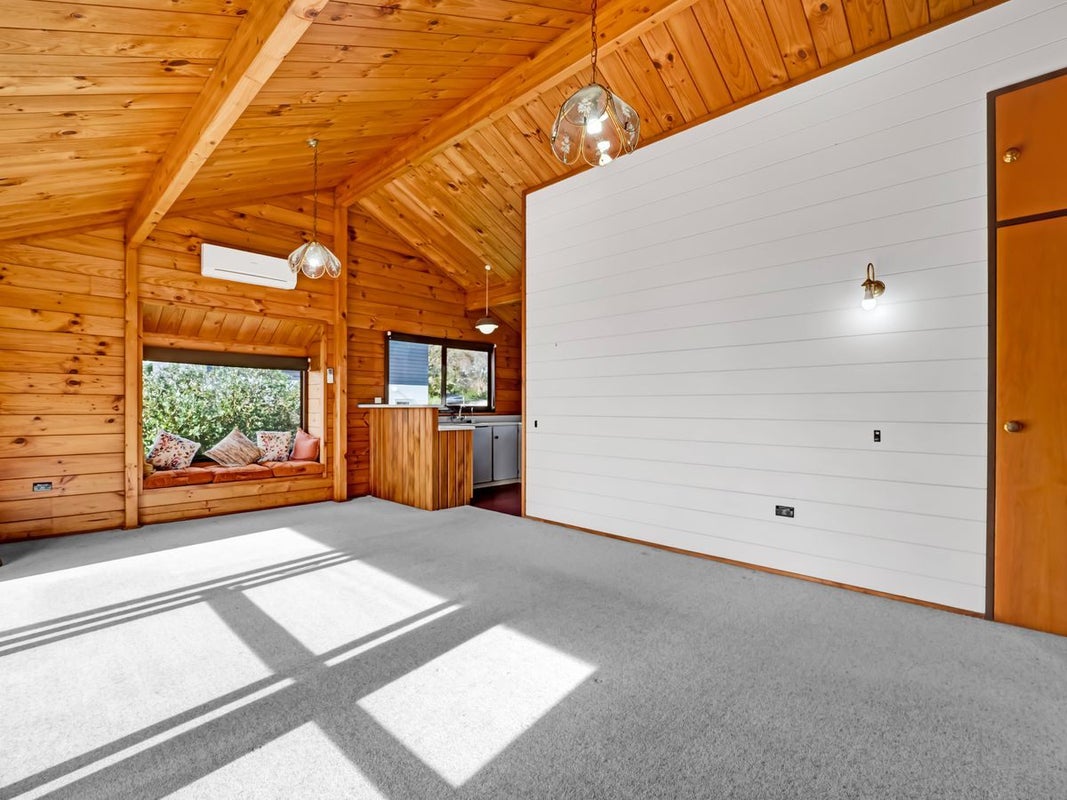 401B Carrington Street, Upper Vogeltown, New Plymouth - Carousel 2