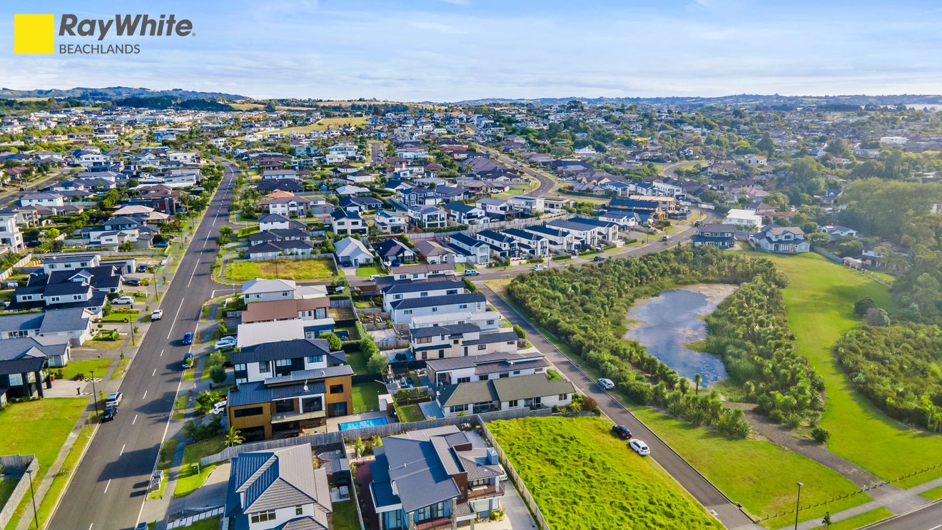 11 Valkyrie Lane, Beachlands, Auckland - Carousel 26