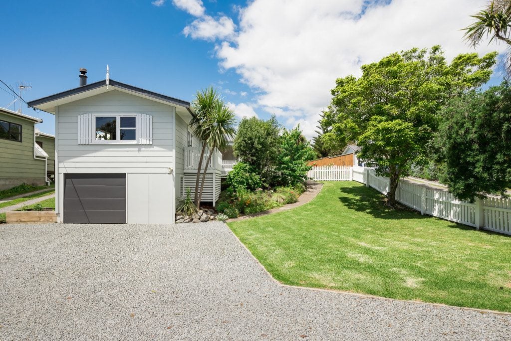100A Matatua RD, Raumati Beach, Raumati Beach - Carousel 1