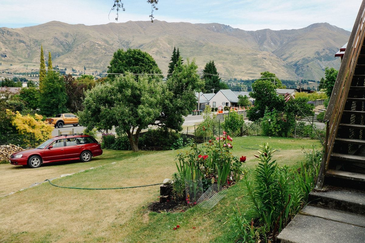 52 Hedditch Street, Wanaka - Carousel 2