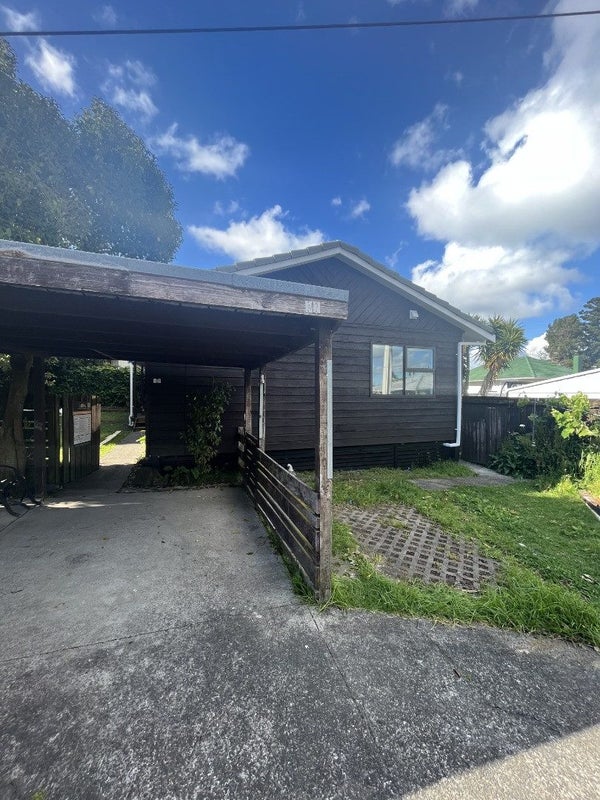1/7 Vera Road, Te Atatu South, Auckland - Carousel 2